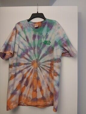 Supreme &C.R.E.A.M.Tie-Dye Spiral Tee with Green Logo